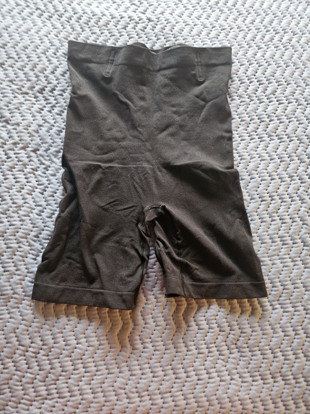 Shapermint Black High-Waisted Shaper Shorts - Essentials M/L - Picture 4 of 7